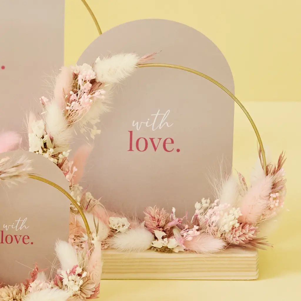 FLR28015.webp