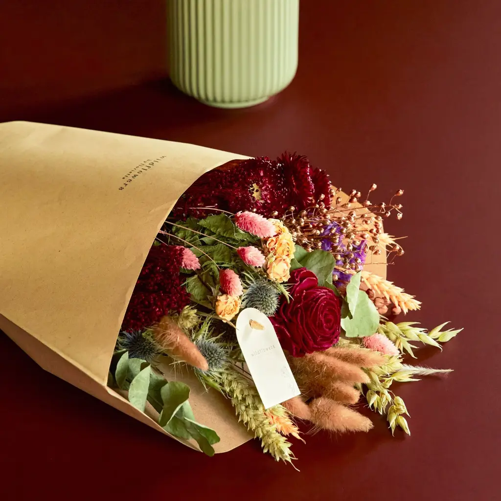 Field Bouquet - Burgundy (3).webp