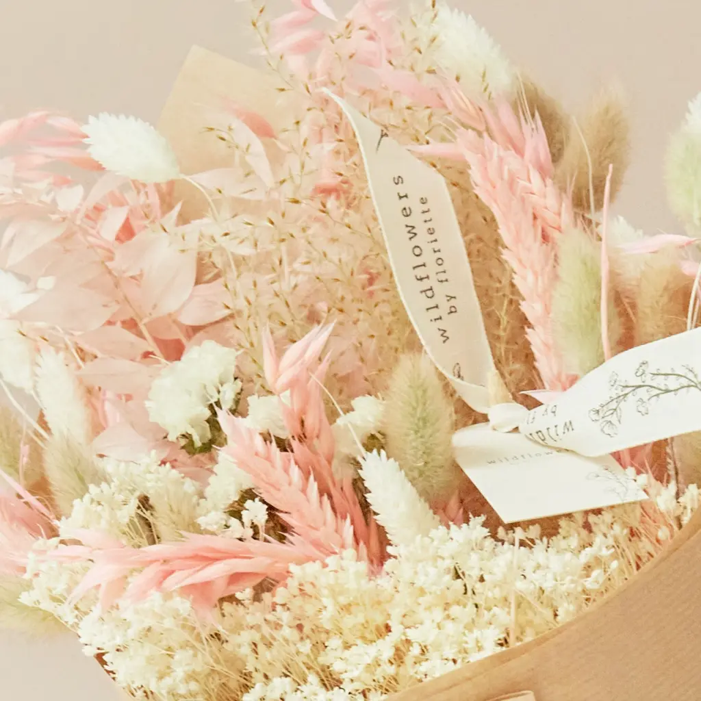 Field Bouquet Exclusive - Blush (3).webp