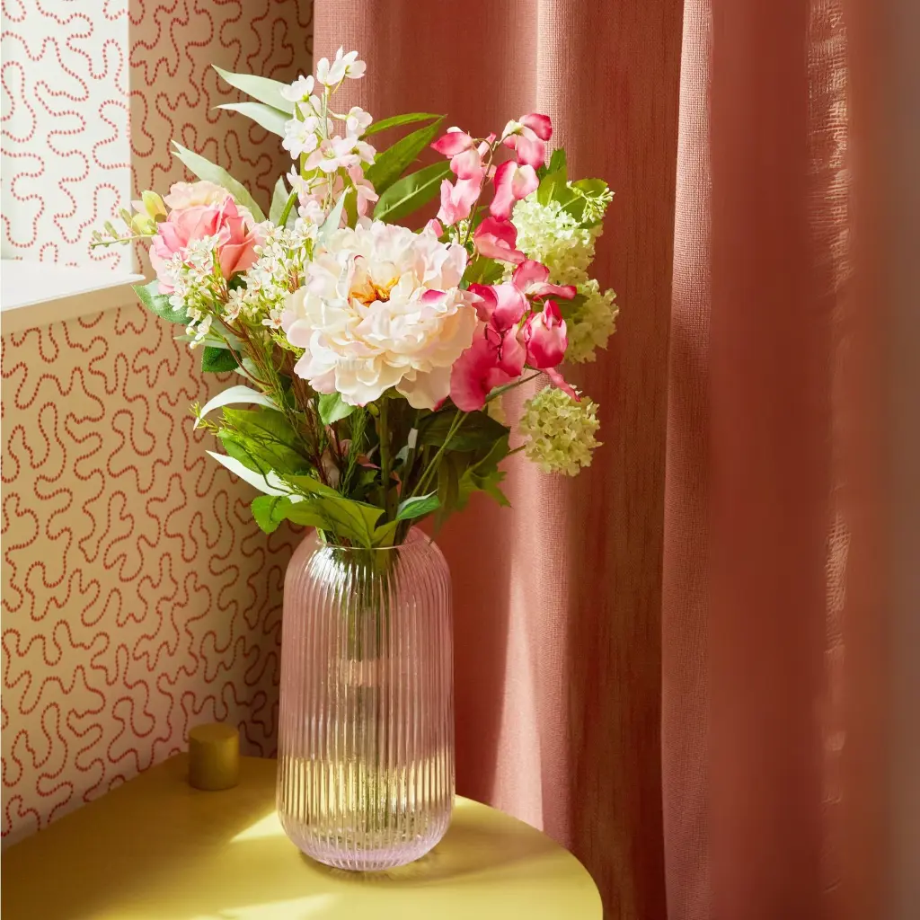 Classic Artificial Bouquet - Pink Elegance (2).webp