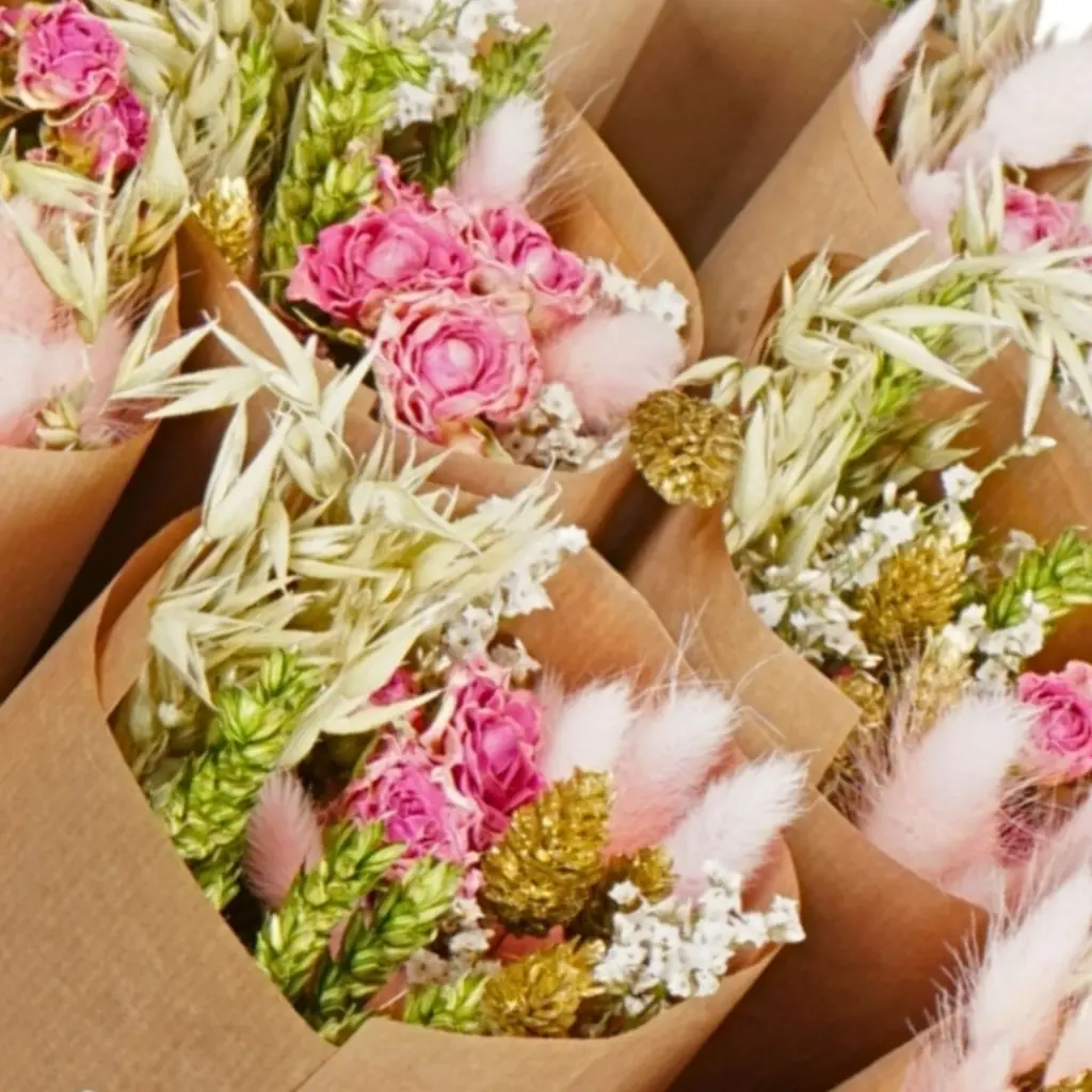 Market More - Pink Elegance.webp