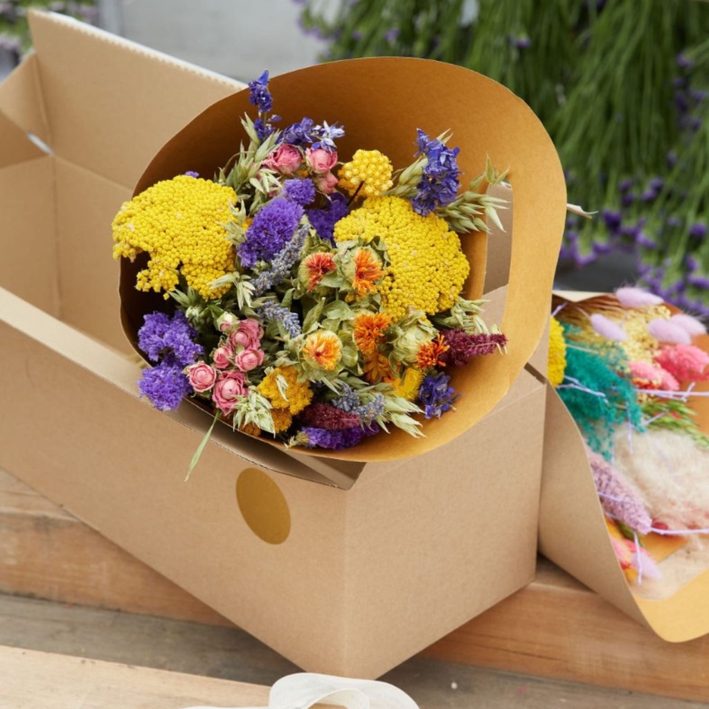 Bouquet in Gift box - Multi